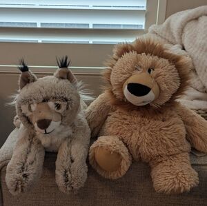 Warmies stuffed animals, lion and bobcat. Never used